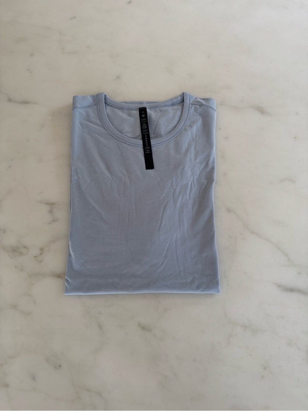 lululemon men’s pale blue short sleeve tee XL